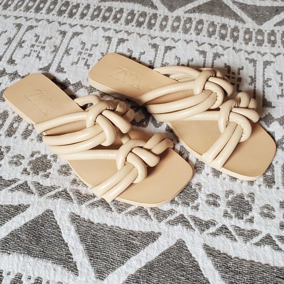 Zara Women's Leather Sandals/Slides - Picture 2 of 4